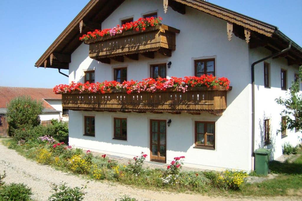 Bergmann Daire Burgkirchen an der Alz Dış mekan fotoğraf